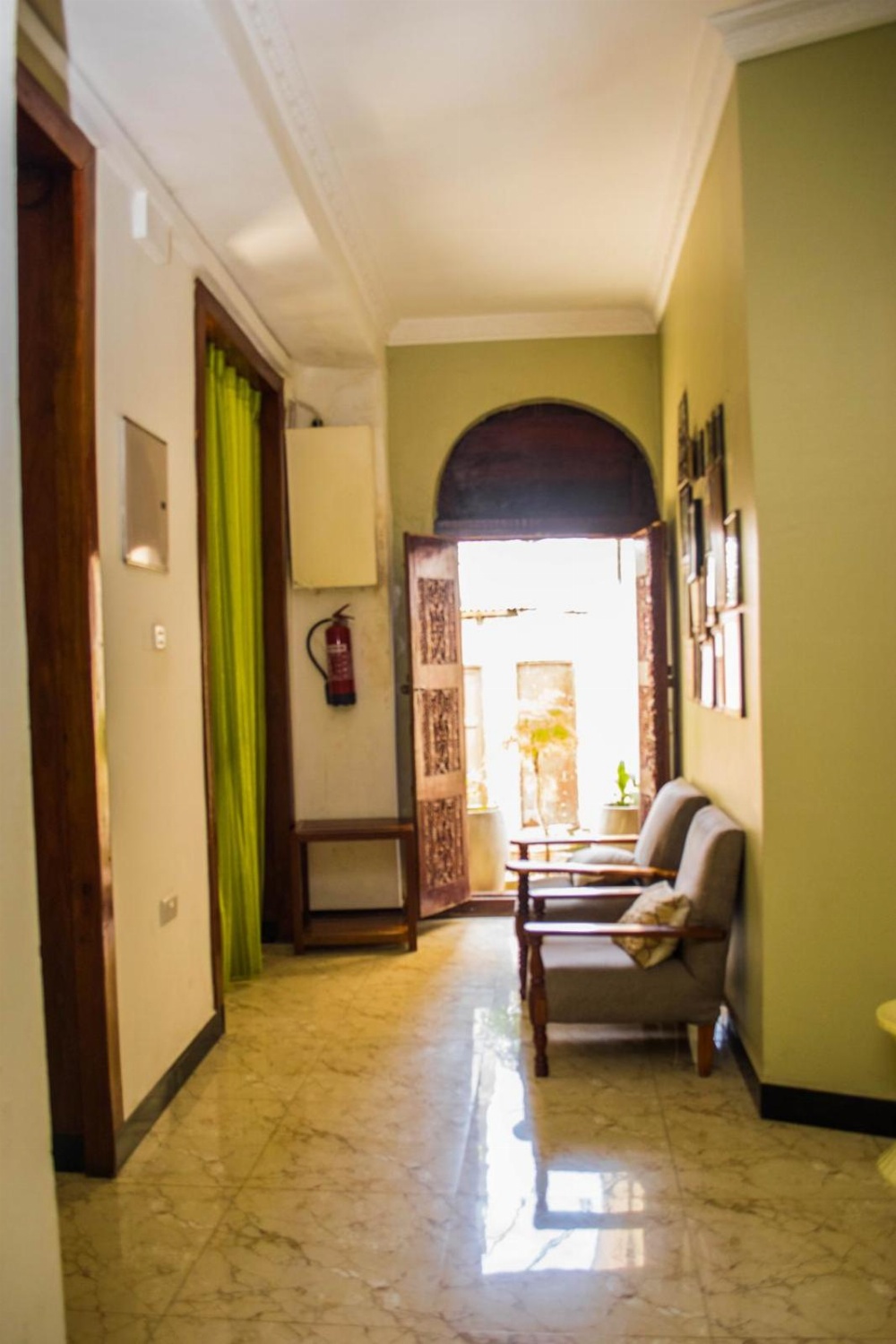Stonetown View Inn